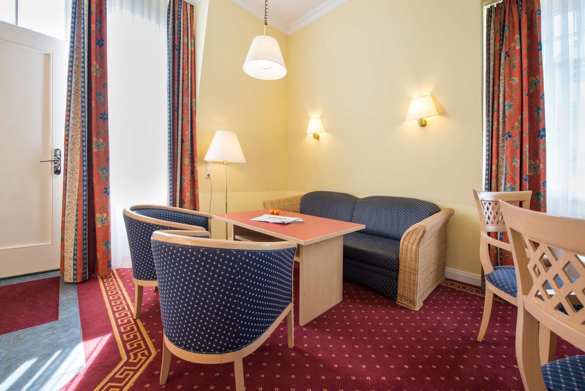 Aparthotel Kuehlungsborn, Villa Am Konzertgarten 외부 사진