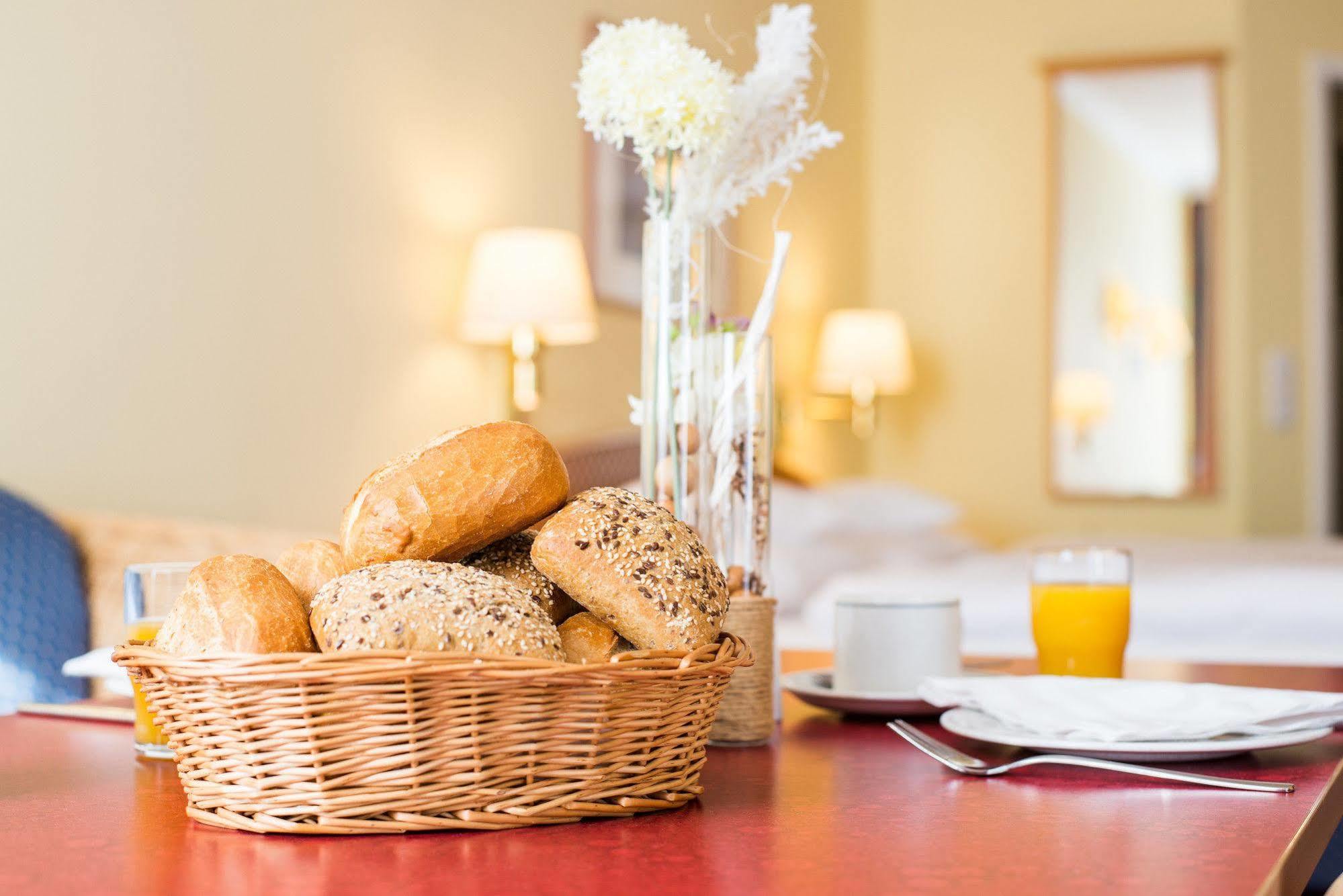 Aparthotel Kuehlungsborn, Villa Am Konzertgarten 외부 사진