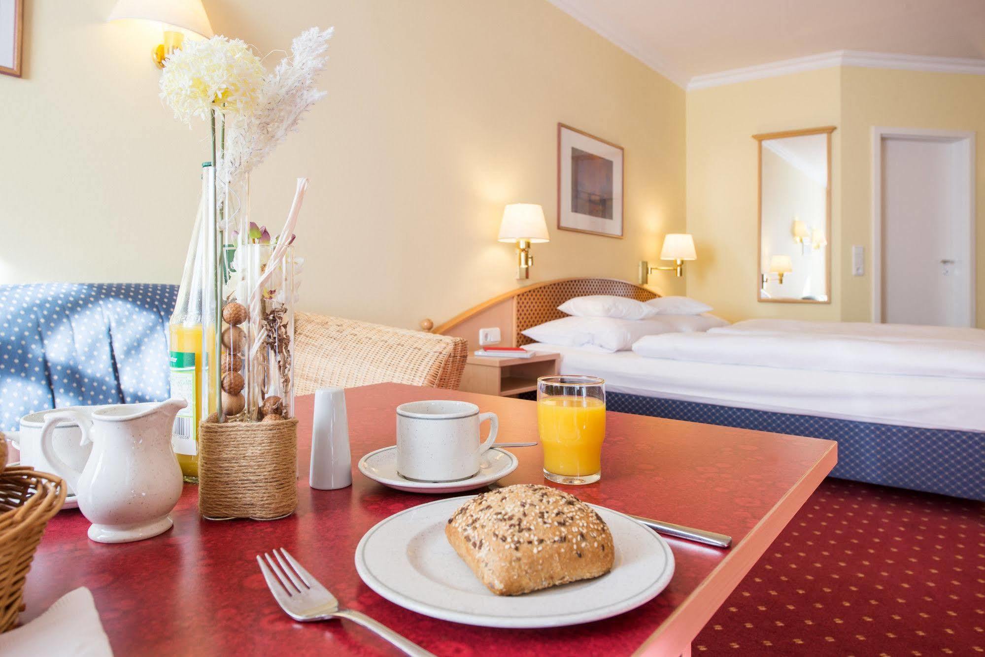 Aparthotel Kuehlungsborn, Villa Am Konzertgarten 외부 사진