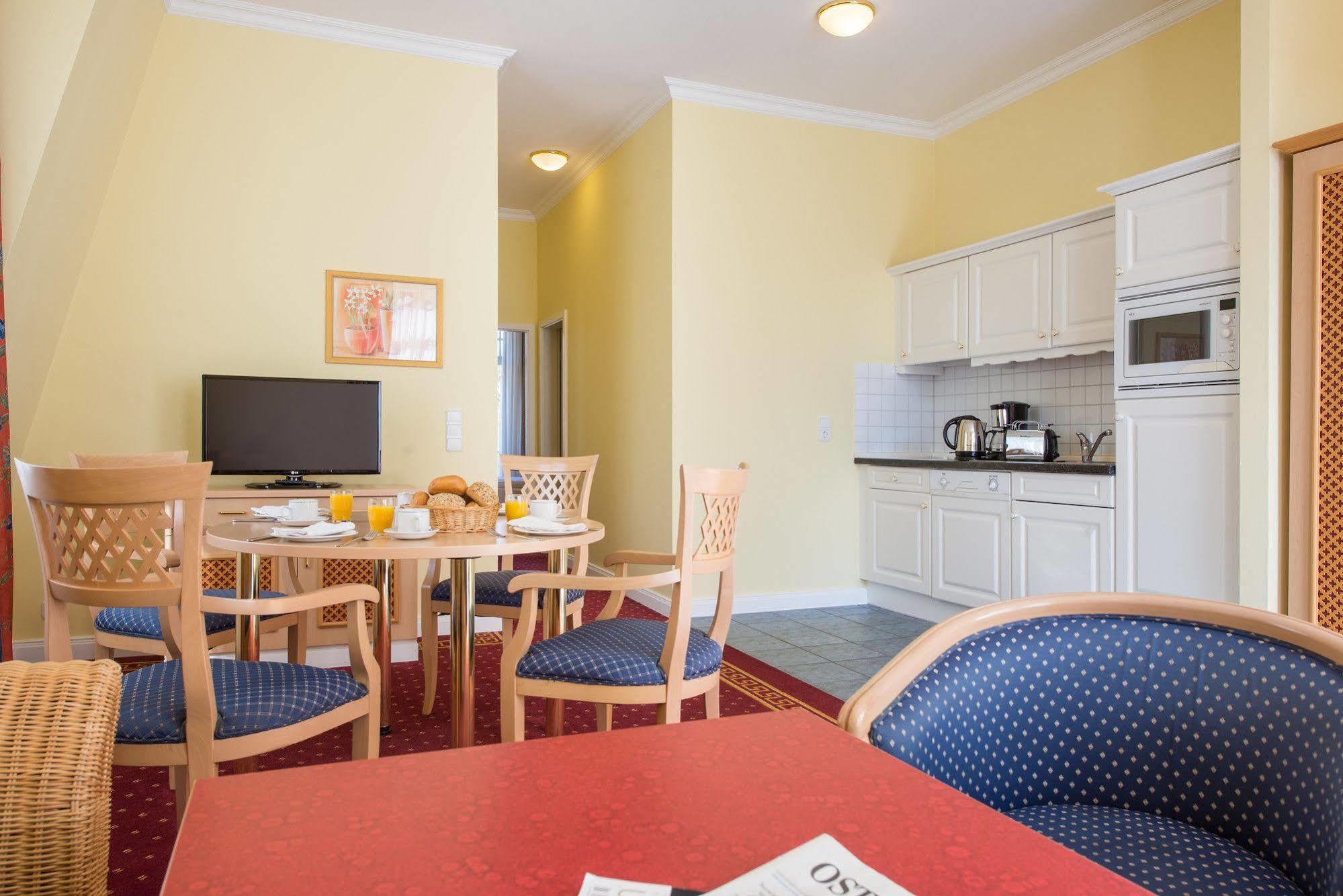 Aparthotel Kuehlungsborn, Villa Am Konzertgarten 외부 사진